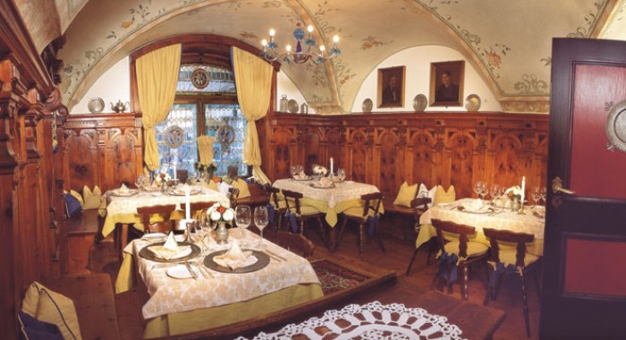 Hotel Neuhaus, Mayrhofen ski chalet, image 2